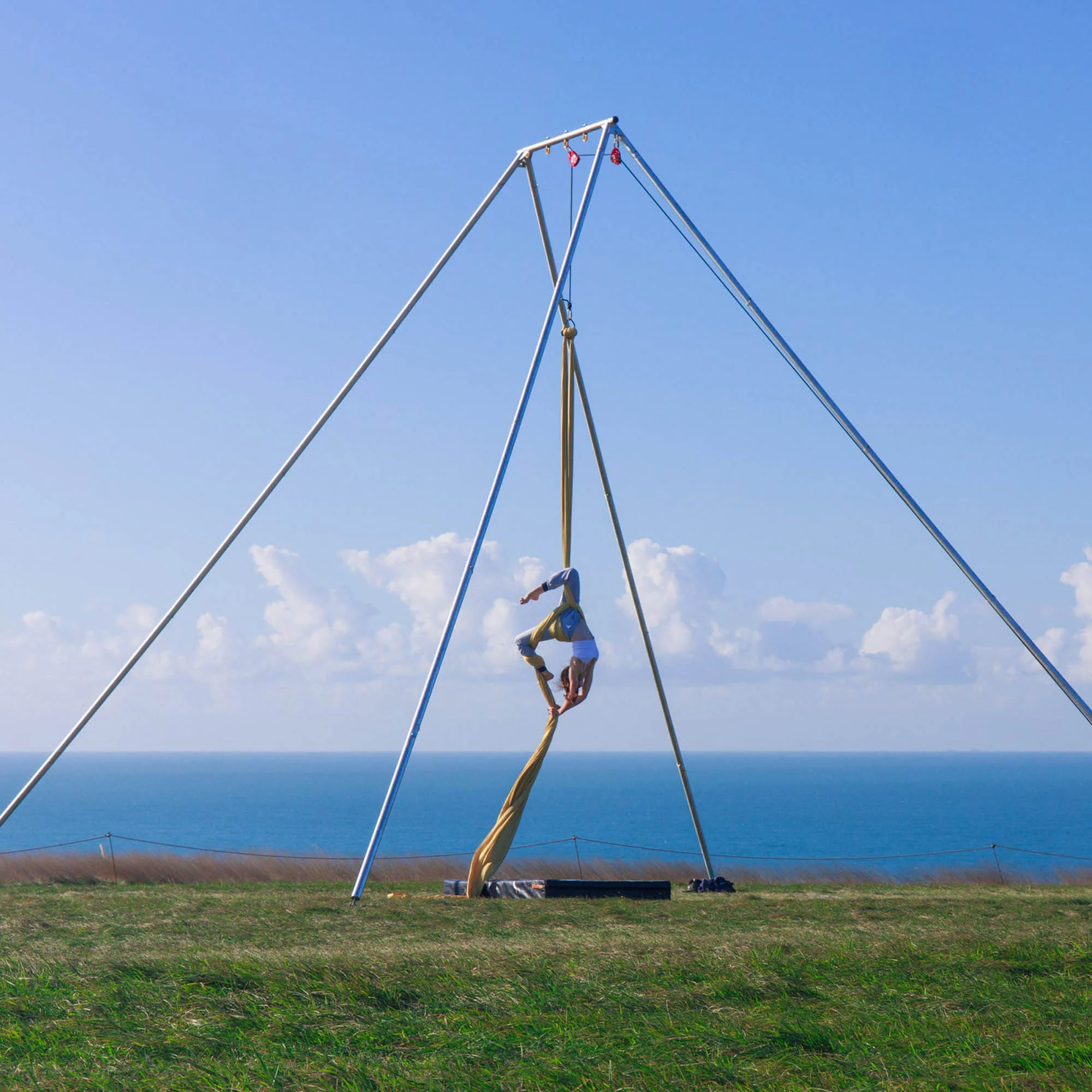 Firetoys Freestanding Extra Large Outdoor Aerial Rig - 6.5m - BigRig XL - Image 19