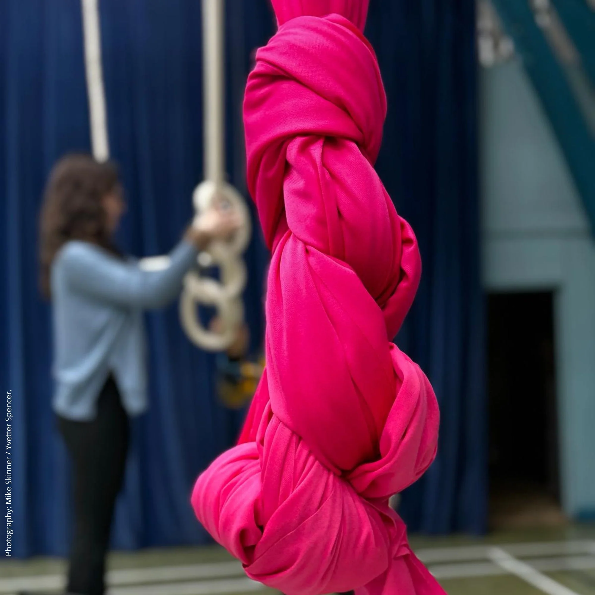 Firetoys Youth Aerial Silks - Medium stretch - 125cm - Cosmetic Seconds - Image 3
