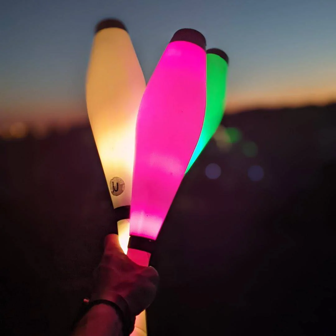 Kosmos Nebula 2.0 - LED juggling club - Image 7