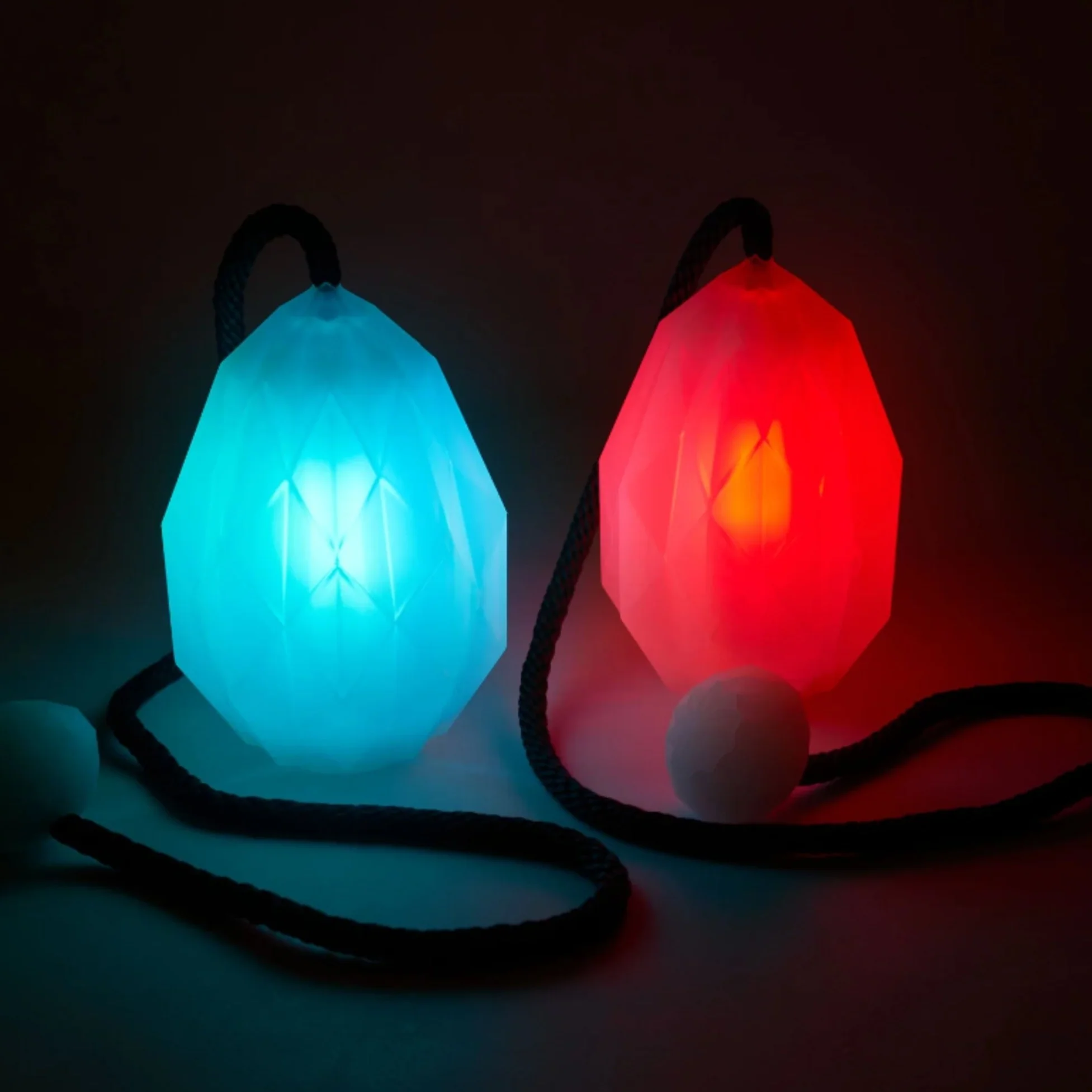Prism (R1) - 20+ Function LED Poi - Image 4