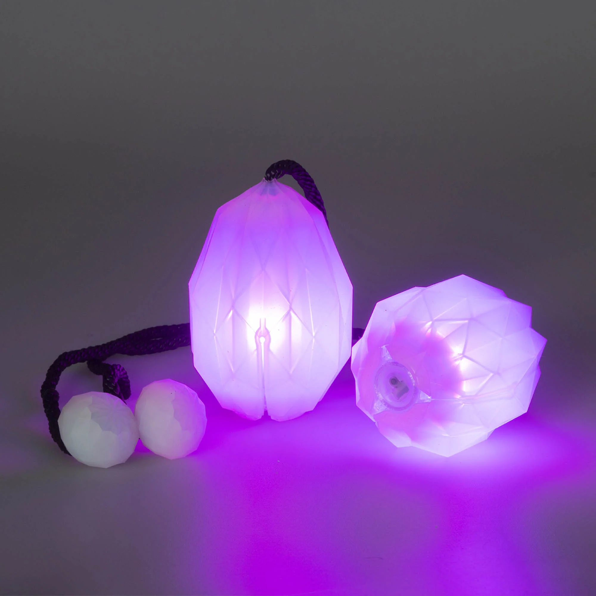 Prism (R1) - 20+ Function LED Poi - Image 6